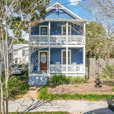 Villa The Blue Lion- 2 Blocks To Downtown Historic Charm